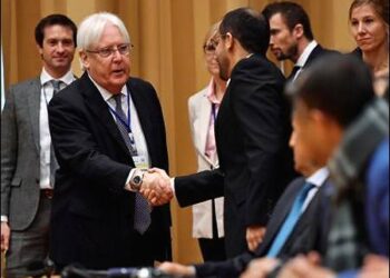 UN envoy to Yemen Martin Griffiths greets Yemeni delegates