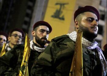 Hezbollah fighters stand in formation at a rally to mark Jerusalem Day or Al-Quds Day, in a southern suburb of Beirut, Lebanon, on May 31, 2019. Photo: AP