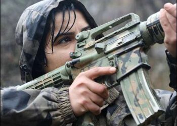 Kurdish PKK female fighter