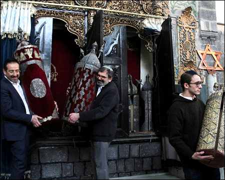 Syrias Jews return to Damascus after decades in exile