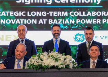 Qubad Talabani (center), a member of the PUK party's Political Bureau and the caretaker deputy prime minister of the Iraqi Kurdistan Region, at the ceremony where U.S. energy giant General Electric signed a $100 million deal with Sulaimani-based Taurus Arm to upgrade the Bazyan power plant, Sulaimani, Iraqi Kurdistan, April 27, 2025. Photo: Talabani's office