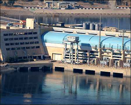 Syrian Kurds reach deal with Damascus over strategic Tishrin dam