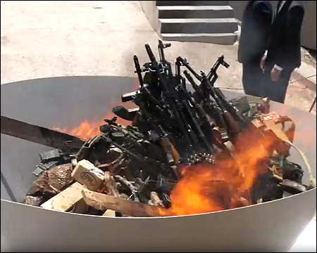 PKK fighters destroy weapons in major step toward peace process