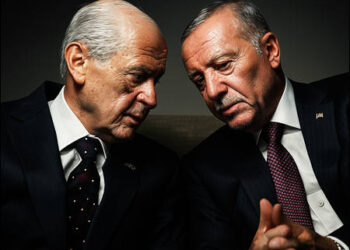 Turkish President Recep Tayyip Erdogan (R) talks to Devlet Bahceli, the head of the Nationalist Movement Party (MHP), 2024. Photo: iKurd.net/with credit to AK Parti/X