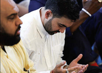 Zohran Mamdani, New York City’s first Muslim mayor, prays at a mosque in San Juan, Puerto Rico, November 2025. Photo: Reuters.
