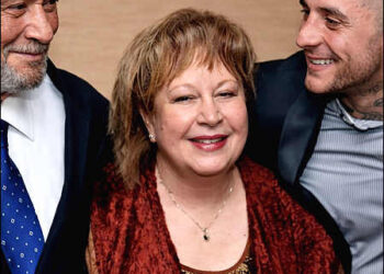 Egyptian actress Somaya al-Alfi with her ex-husband Farouk al-Fishawy and their son Ahmed al-Fishawy, 2010s. Photo: Alfi's FB