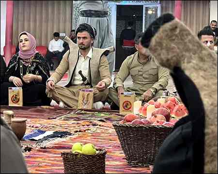 Kurds in of Qeladizê in Iraqi Kurdistan celebrate the Şewîçile (Yelda)