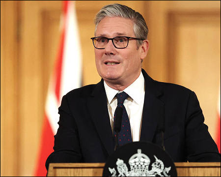 UK Prime Minister Keir Starmer resigns