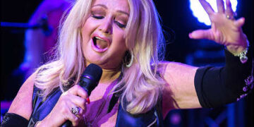 British singer Bonnie Tyler, 2016. Photo: Creative Commons/wikimedia