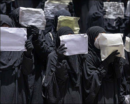 Niqab makes a comeback in Syrian universities and beyond