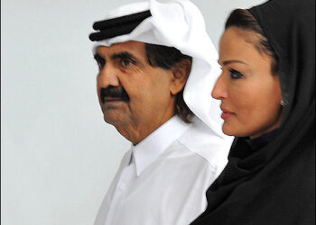 Former Qatar's Emir Sheikh Hamad bin Khalifa Al-Thani with his wife Sheikha Moza bint Nasser Al-Missned, 2012. Photo: Creative Commons/wikipedia.