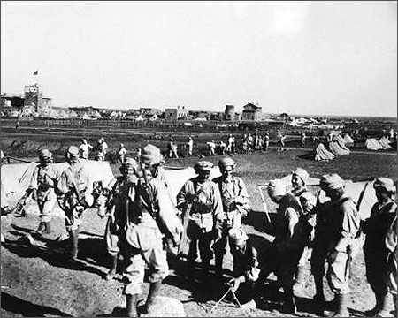 Syrian soldiers Maysalun west of Damascus 1920
